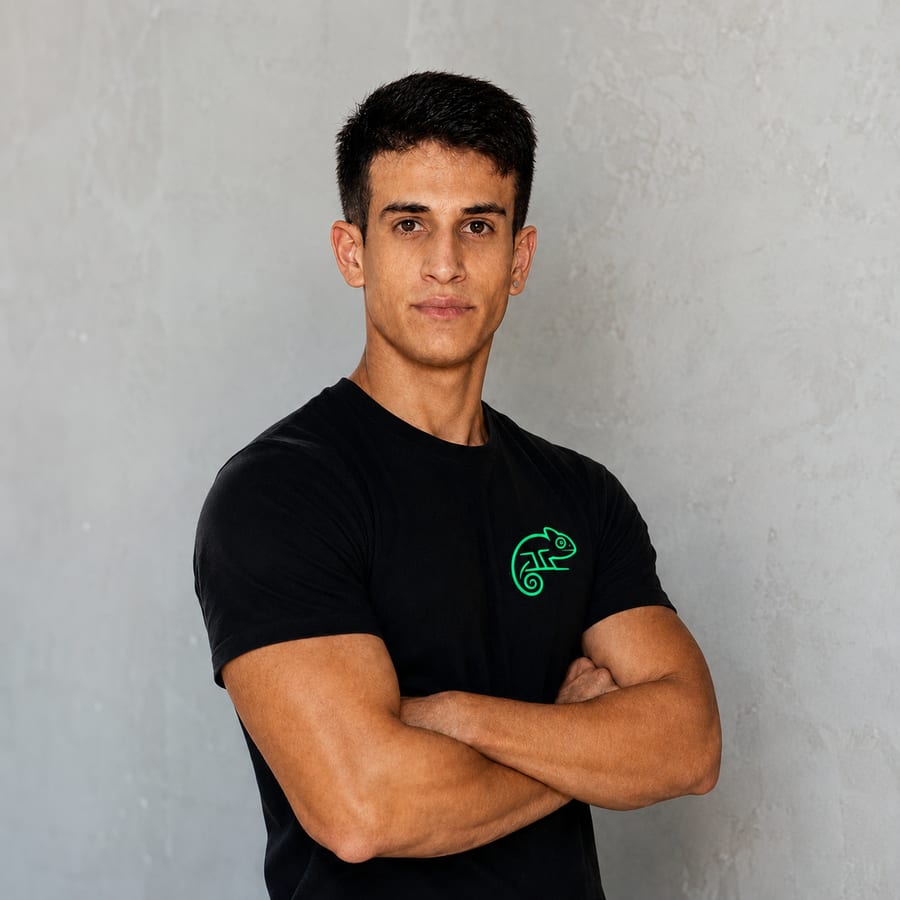 Cauê, cofundador da Chameleon